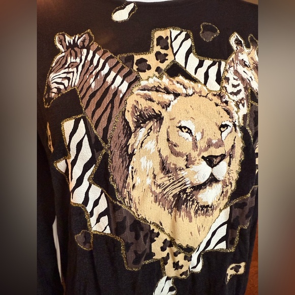 Vintage Y2K Lion Shirt - Picture 2 of 6